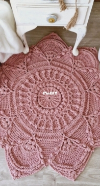 Floornament _ crochet floral rug pattern _ English
