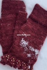 Mutianyu Mitts by Selena Miskin-Free 16th