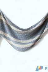Kouki-Hearts Shawl by Jana Huck-English,German