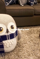 Briabby HandMade - Joni Memmott - Owl pouf - English