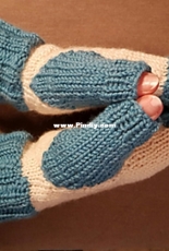 Blau-weißer September Mitts by CF Jadelady57-German-Free