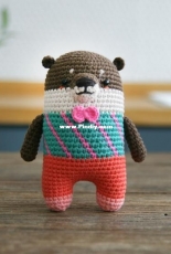 Big Bebez - Yun Young Lee  - Minimals - Otter