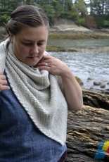 Thread & Ladle-Gentle Ewe Shawl by Beatrice Perron Dahlen-Free