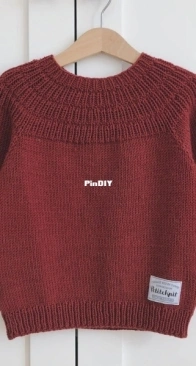 Ankers Sweater Child v2 by Mette-Wendelboe Okkels - PetiteKnit - Updated