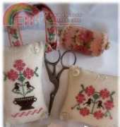Atelier Soed Idee - Pink Flower Pyn Pillow & Scissors Keeper