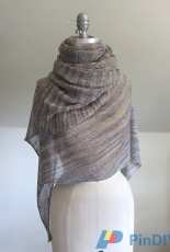 Espace Tricot-Wrapped in Lino Shawl by Lisa Di Fruscia-English,French-Free