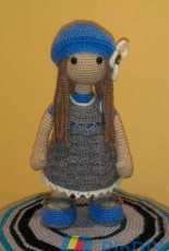 Muñeca con vestido