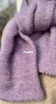 Beginners Frills Scarf by Elina Maaria-Free