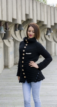 Avarus - Tsvetomira Ruskova - The Denise Cardigan