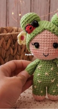 Ovejita Tejedora - Kamila Martinez - Cactrina Cactus Doll - Cactrina Muñeca Cactus - Spanish - Free