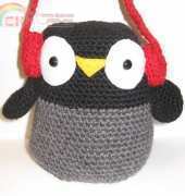 Ana Paula Rimoli - Little penguin purse