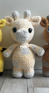 Stephanie Brooks Co - Stephanie - Giraffe