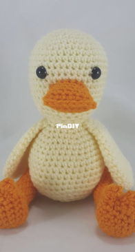 Happy Hook Designs - Megan Alameda - Delilah The Darling Duck - Free