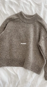 Lakes Pullover by Hailey Smedley - Ozetta