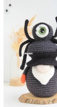 Pam Pino Store - Nazeli Pampino - Halloween Spider Gnome -English