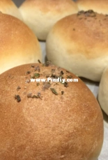 Dinner rolls