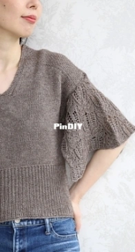 Muka Pullover by Eri Shimizu