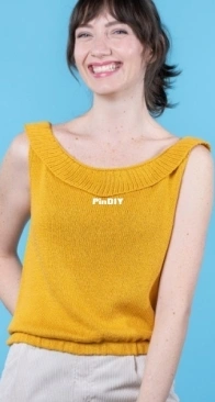Barbara Summer Top by Sys Fredens Brand - Hobbii - English, Spanish - Free