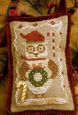 Homespun Elegance - Owls love Christmas Too