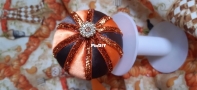 Wreath attachment