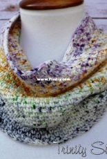 Trinity Stitches - Katherine Trinity - Cottage Faded Linen Cowl - Free
