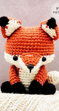 Lindsey Crochets - Lindsey Peppers - Fox-Wolf - Free