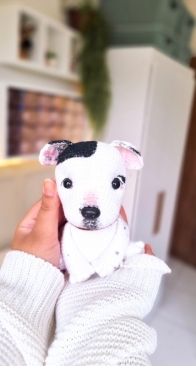 Lamigú Crochê - Layla Domingues - Cachorro Luigi o Staffordshire - Português