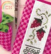 Lizzie Kate K23 - Strawberry Scissor Case