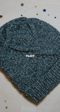 Conteur Cabled Hat  by Heinke Rahlff-Free