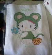 un hello kitty