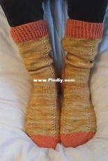 Kindred Socks by Ellissa Gilbert