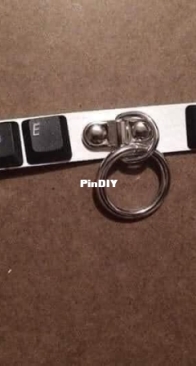 turn old keyboard into necklace