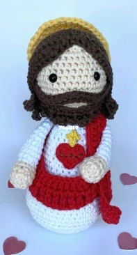 Juliefruuu - Julissa Moreira Fabiani - Jesus Sacred Heart - Sagrado Corazon de Jesus - English/Spanish