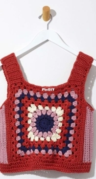 Yarnspirations - Stitch Club - RHC0140-031278M - Retro Granny Top - Free