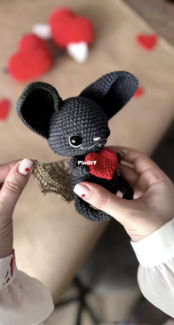 Alice Shop Toys/ fedosova toys - Olga Fedosova - Bat - English