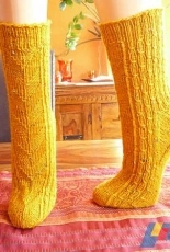 Jan-Hendrik Socks by Gudrun Neumann-Mack-Eng.,German-Free
