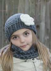 TMK Crochet - Jennifer Lynas - Bulky Flower Hat and Cowl