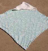 SmoothFox - Donna Mason Svara - Hooded Diagonal Baby Blanket