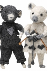 Hobbii Designs - Anna and Peter - Free