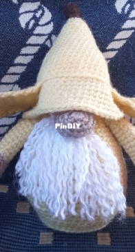 This time a Banana Gnome by Pampino.