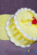 Four Bees Designs - Deborah Ross - Lemon Twist Treasure Cake