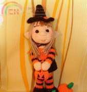 Talvi Tonttu - Olga Zaretskaya - Madlina the Halloween Witch