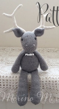 The Merino Mermaid - Witch Fibre Co - Kelly Browning - James the Stag