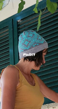 North Star Hat by Gabrielle Vézina - English