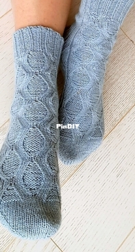 Frozen Puddles socks by Fräulein Städtisch