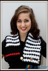 Krissys Wonders - Kris Moore - Buttoned Up Cowl A Walk in the Park - Free