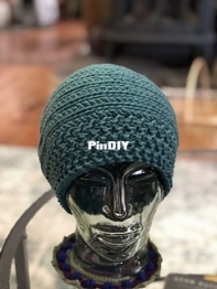 Mary Westland - Aunt Zany - Herringbone Zigzag Beanie - Free