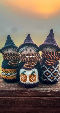 Colorwork Halloween Witch by Amy Munson