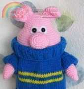 Chonticha - Paxton the happy piglet