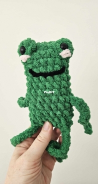 Leggy Froggy (Dark Green + White)